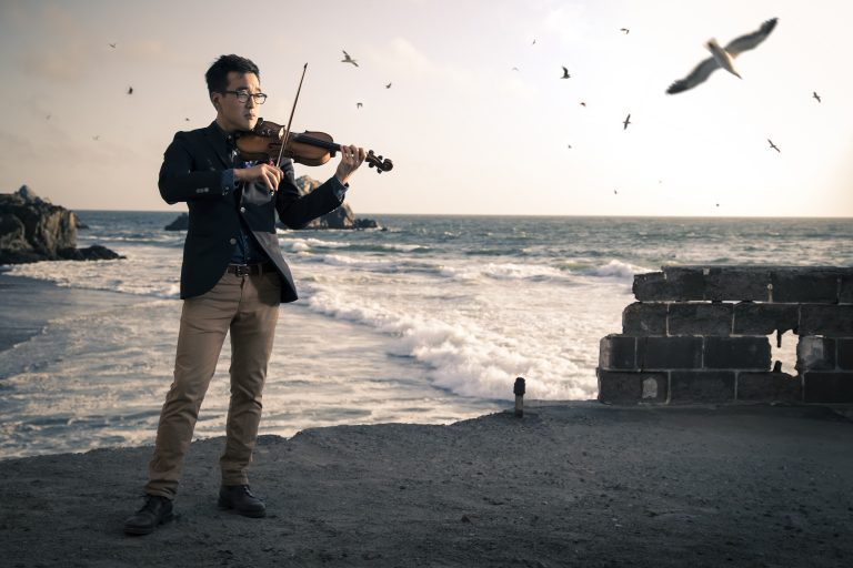 Looping-Violin Pop Duo, Joseph in the Well in Hawley
