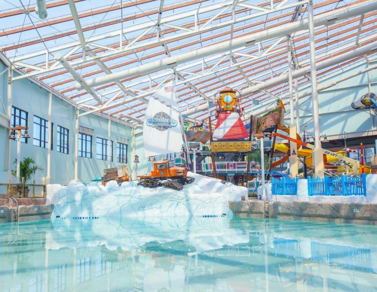 Aquatopia Voted #1 Best Indoor Waterpark in the U.S.
