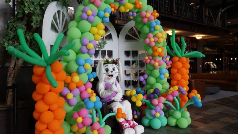 Easter Fun and Holiday Dining at Camelback Resort